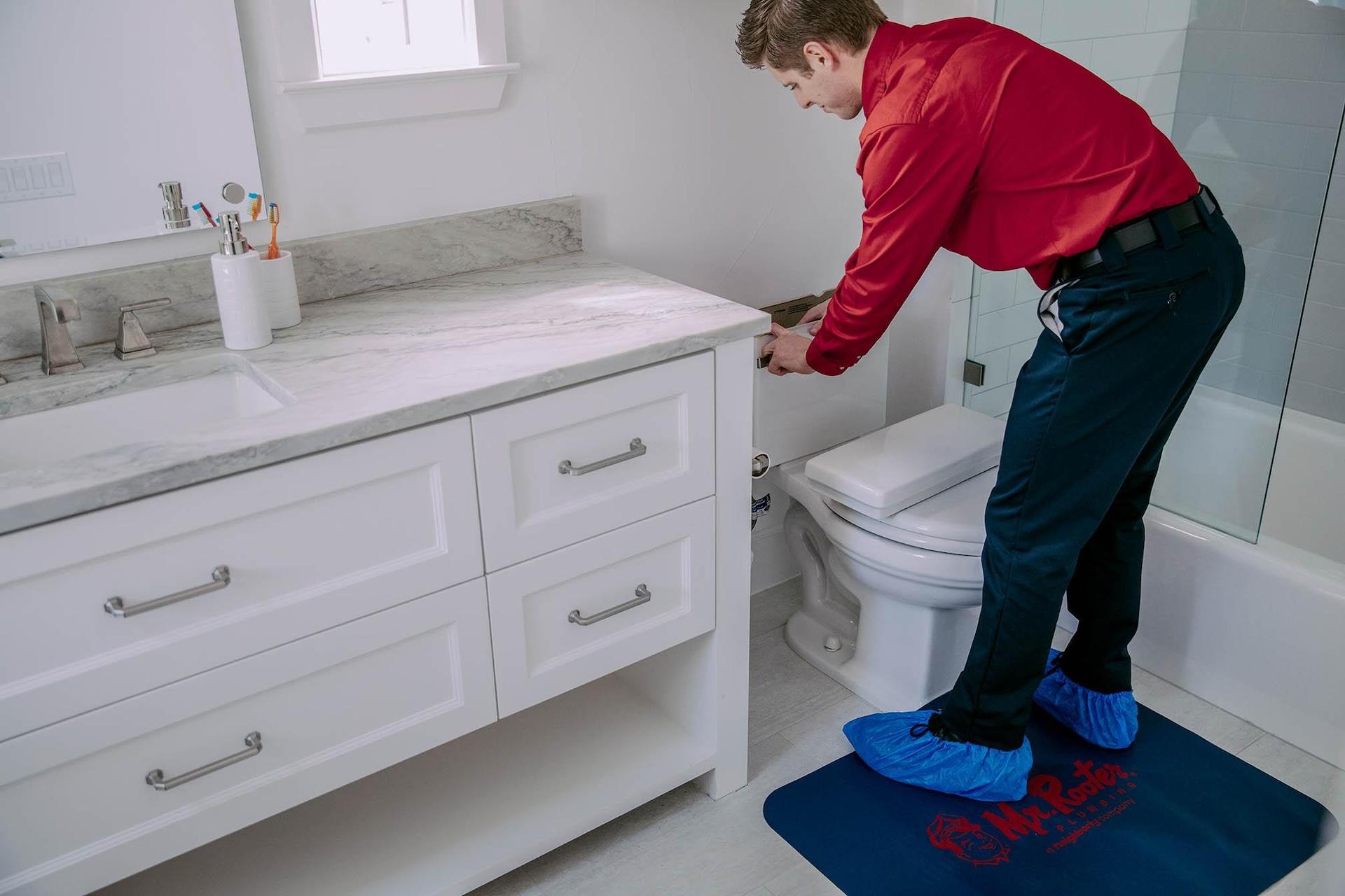 Toilet Installation in Boynton Beach, FL